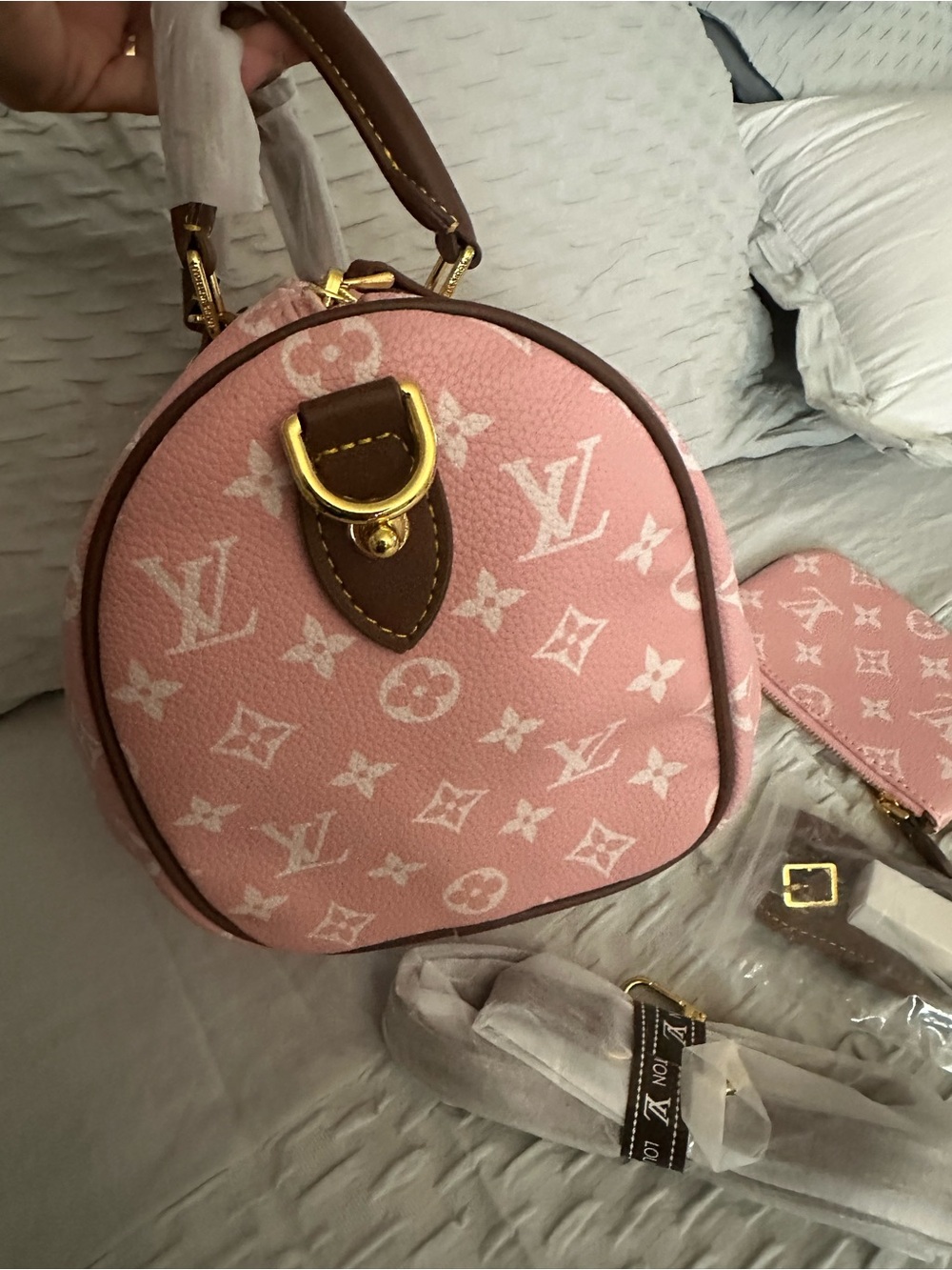 Pink Shoulder Women's Bag
I accept reasonable offers. - Picture 3 of 6